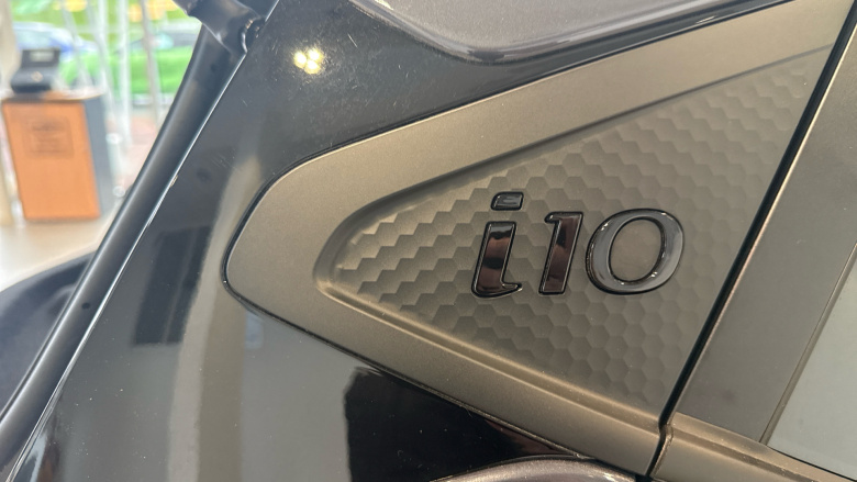 Hyundai i10 1.2 [79] Premium 5dr Auto [Nav] Petrol Hatchback